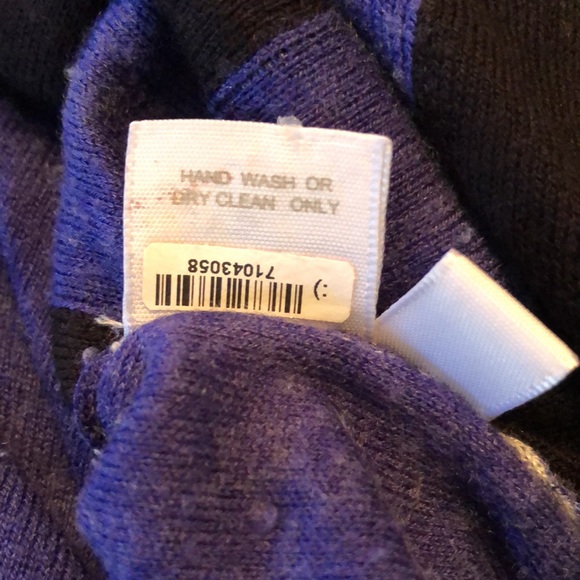 Kokun Bamboo and cashmere multi block colored lightweight long sleeved top - Picture 7 of 11